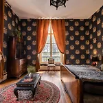 بيت للعطل Private Chateau With Sauna, Hot Tub & 4ha Park - Chateau Guillermo *