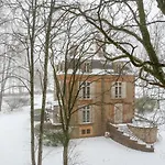 بيت للعطل Private Chateau With Sauna, Hot Tub & 4ha Park - Chateau Guillermo La Moncelle