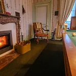 Private Chateau With Sauna, Hot Tub & 4ha Park - Chateau Guillermo بيت للعطل *