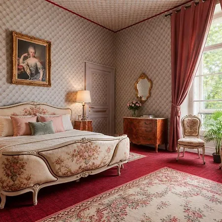 Σπίτι διακοπών Private Chateau With Sauna, Hot Tub & 4ha Park - Chateau Guillermo La Moncelle