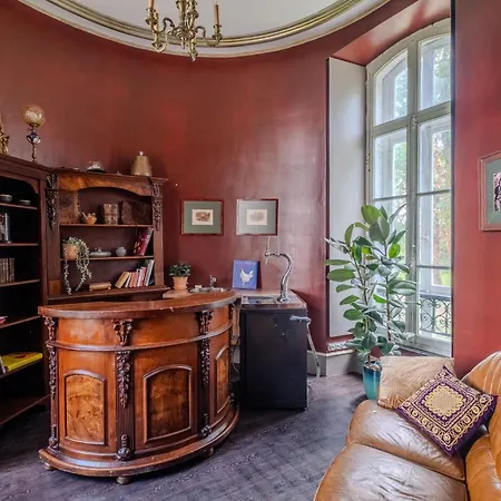 Private Chateau With Sauna, Hot Tub & 4ha Park - Chateau Guillermo
