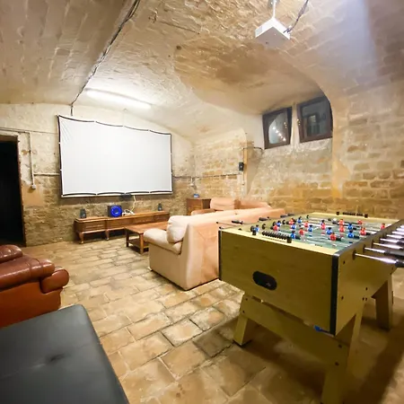 بيت للعطل Private Chateau With Sauna, Hot Tub & 4ha Park - Chateau Guillermo