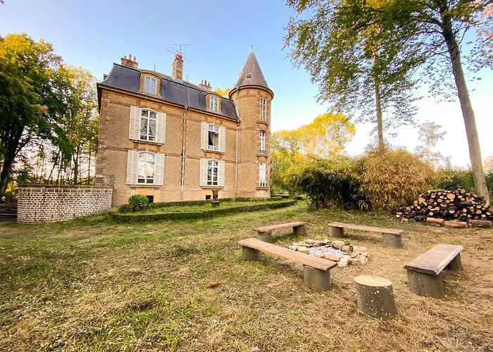 Casa vacanze Private Castle With Park - Chateau Guillermo La Moncelle