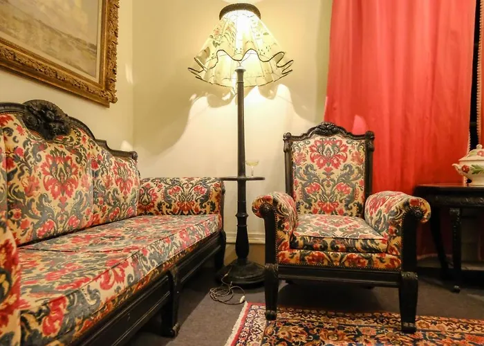 Private Castle With Park - Chateau Guillermo Casa vacanze *