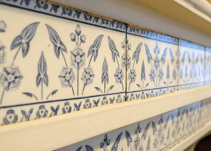 Private Castle With Park - Chateau Guillermo Casa vacanze