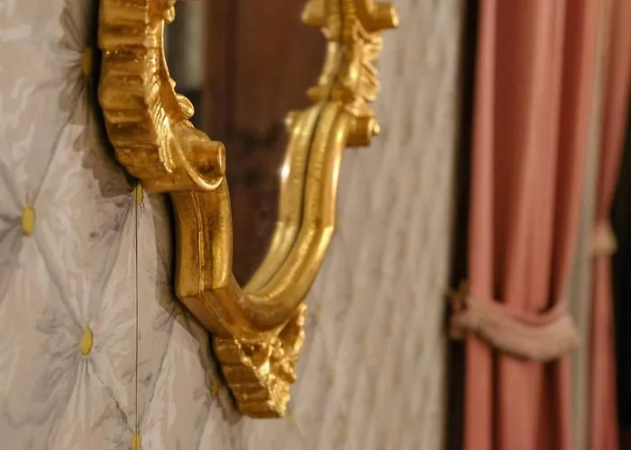 Private Castle With Park - Chateau Guillermo *