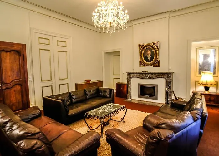 Casa vacanze Private Castle With Park - Chateau Guillermo La Moncelle