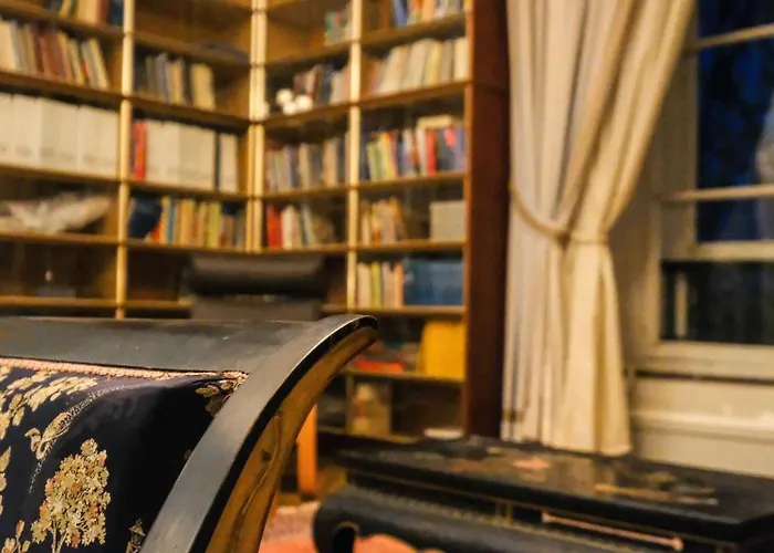 Private Castle With Park - Chateau Guillermo Casa vacanze La Moncelle