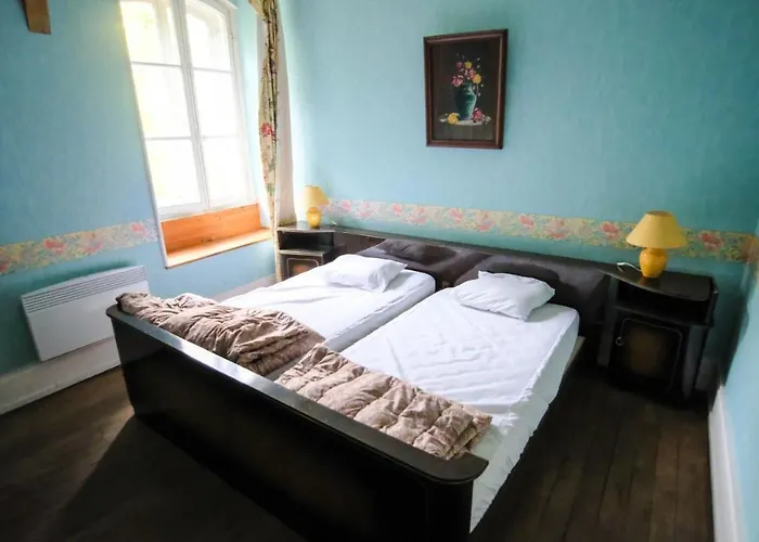 Private Castle With Park - Chateau Guillermo Casa vacanze